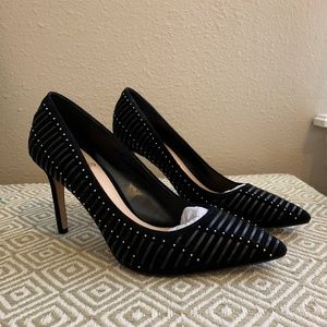 Black Pointed Toe Heel